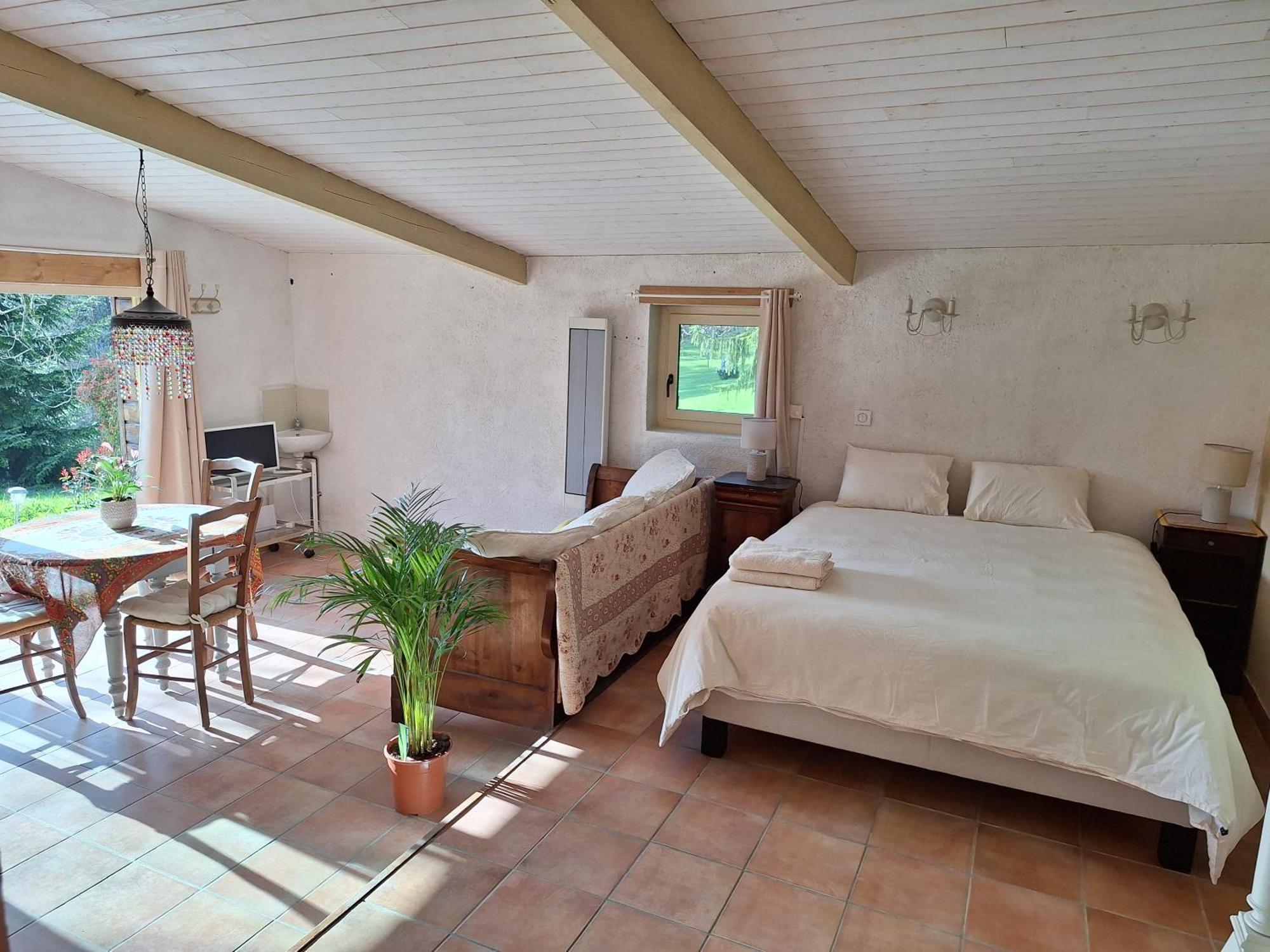 La Ferme Du Soleillal - Adult Only Hostel Campagne  Exterior photo